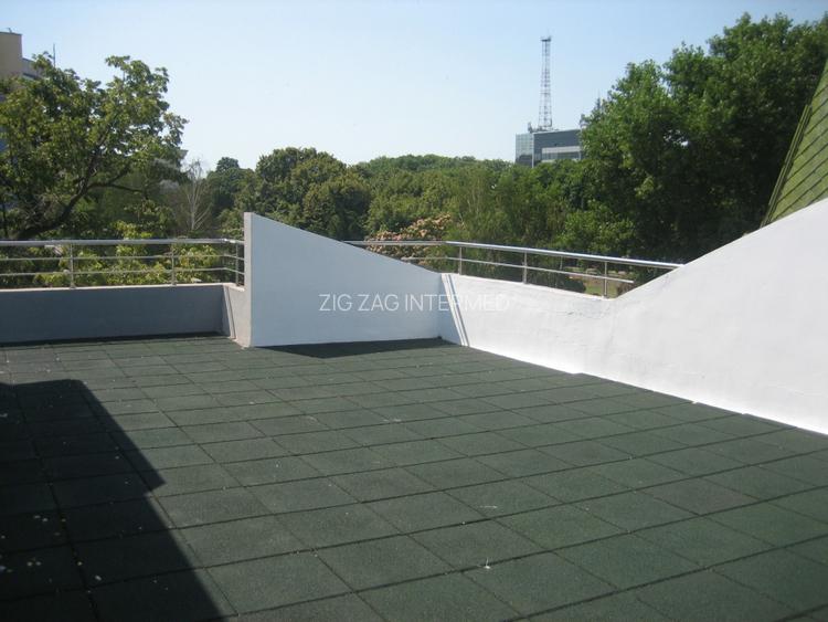 Capitol - Sala Sporturilor, spatiu birou 88 mp. + terasa 15 mp. - 17