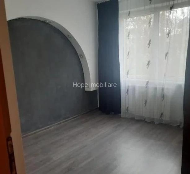 Chisinau-strada Pescarusului-2 camere - 5