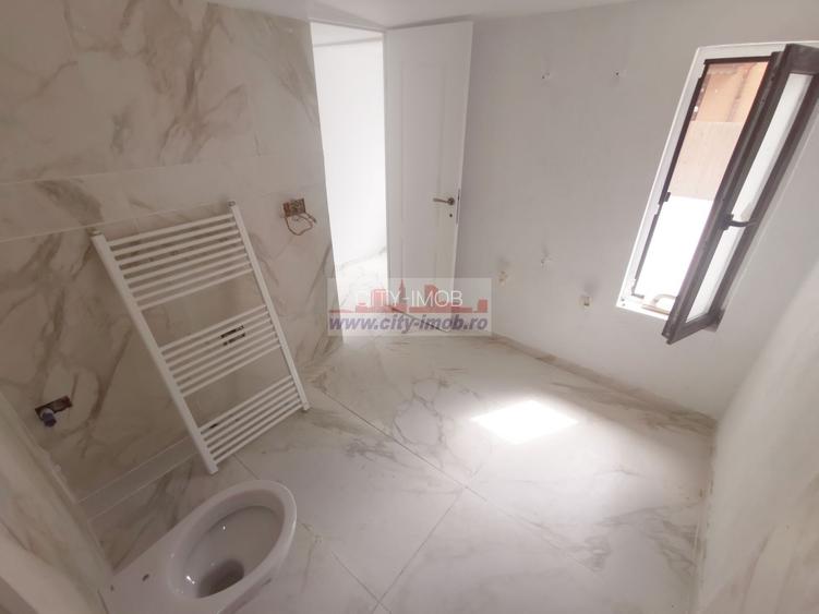 Vanzare Casa Otopeni   D + P + M - 21