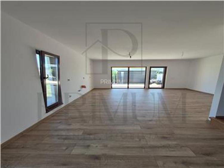 Duplex deosebit - zona excelenta- spatii generoase - structura metalica - comisi - 7