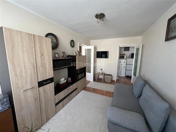 RECO apartament 2 camere in Velenta - 4