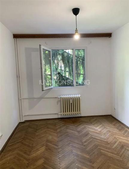 Vanzare Apartament 3 Camere Semidecomandat Berceni-Al.Niculitel - 11