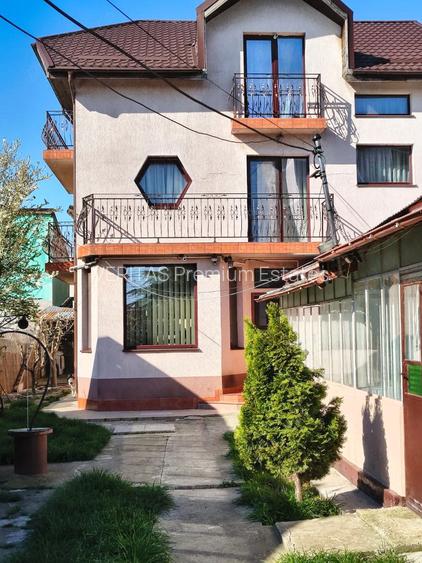 Casa individuala de vanzare 2011, garaj si curte, Colentina cartier Ion Creanga - 2