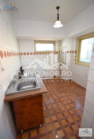 Unirii-Bd. Liberatății |  etaj 5/8 | 67 mp | vedere Casa Poprului - 16