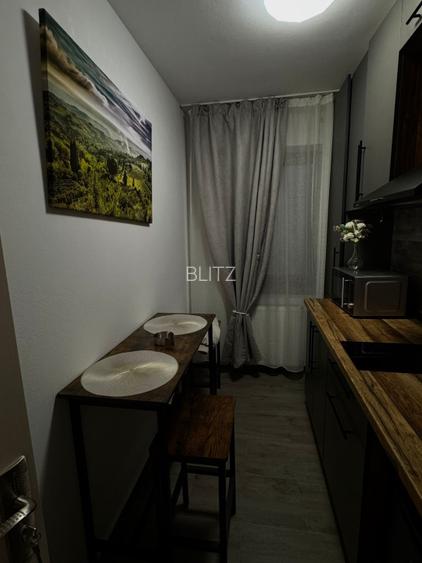 Garsoniera, 29,4 mp, zona centrală - 2