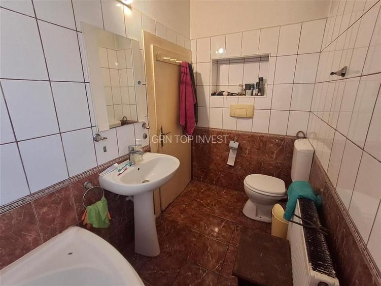 Casa individuala 8 camere 1250mp teren Cristian - 15