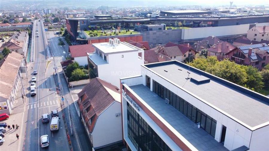 cladire 1800 mp+82 loc.parcare,ultracentral, Sibiu,comision 0 - 6