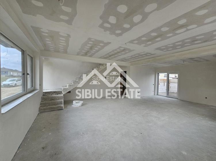 Casa moderna Selimbar, Sibiu 3 dormitoare, 3 bai, terasa - 22