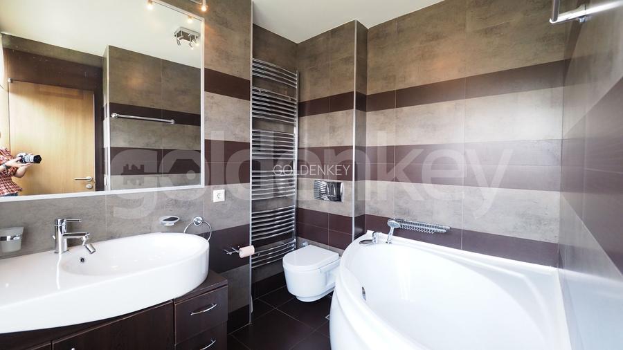 Apartament modern cu 3 camere | garaj | piscina comuna - 11