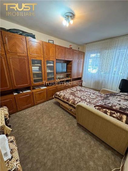 3 Camere I 66 MP I Boxa 25 MP I Manastur - 7