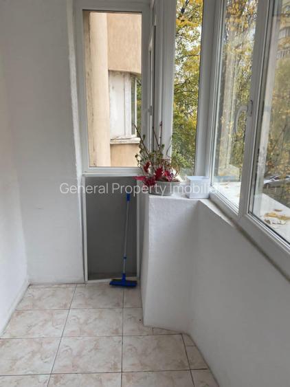 3 camere Mall Vitan - 9