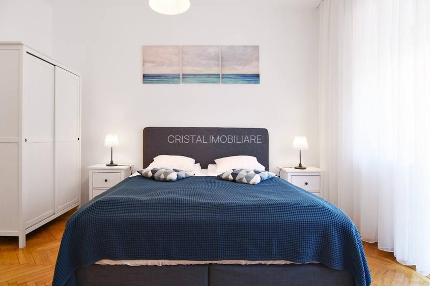 Studio superb (Garsonieră) Cismigiu, Blocul Florentin, centrală, balcon. - 2