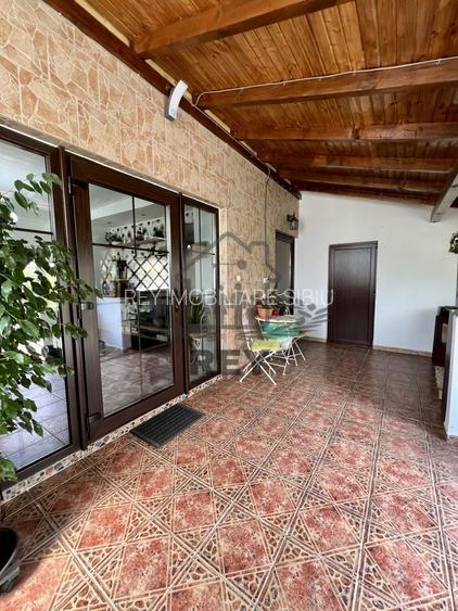 Casa/Vilă Single în Șelimbăr | teren 863m | Pretabilă 2 familii - 9
