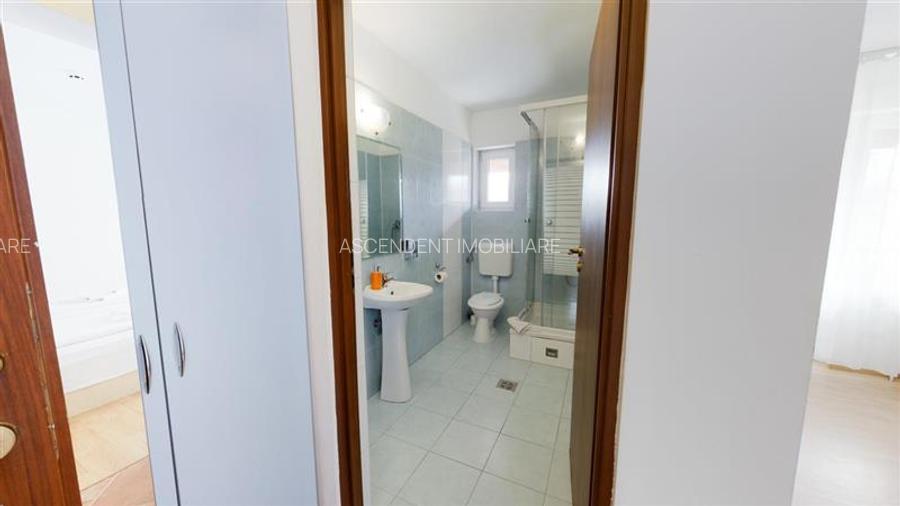 Pensiune cu toate autorizatiile, conditii apreciabile, Bran, Brasov - 17