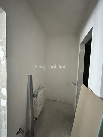 Spatiu comercial semifinisat 62 mp utili plus 20mp terasa Borhanci  - 8