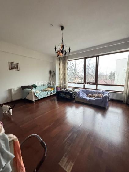 13 Septembrie | 2 camere | 85mp | dec | et 3 | bloc 2008 | 150.000 euro - 3
