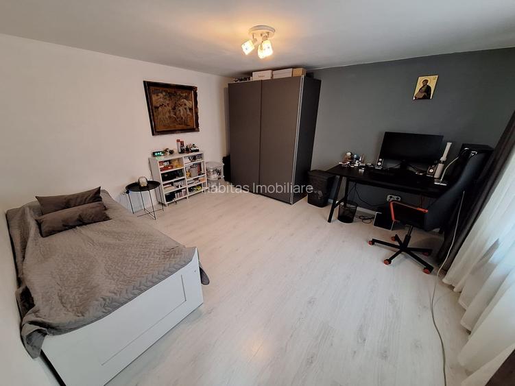 Apartament 4 camere Motilor curte cu 4 familii - 11