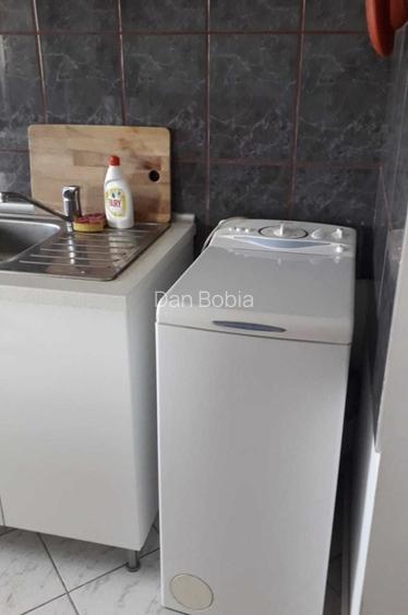 Garsoniera boiler spatioasa 10 min M Timpuri Noi DB1637 - 2