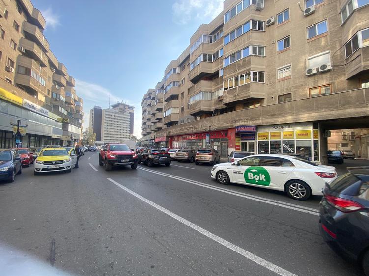 Spatiu comercial de inchiriat pe Strada Constantin Dobrogeanu Gherea 2