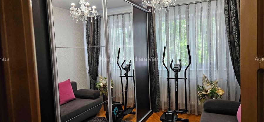 Apartament 4 camere zona Est Clinic ideal investitie! - 4