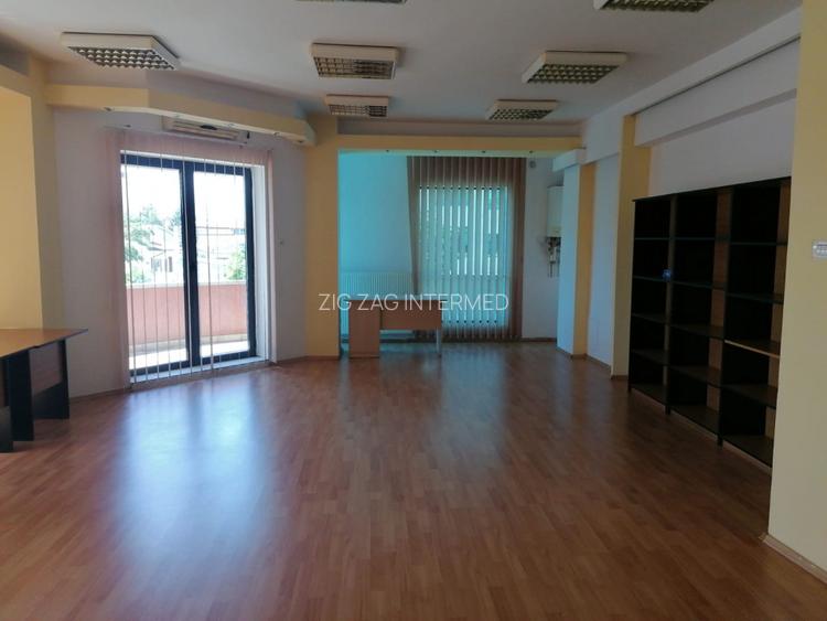 Bd. Mamaia, spatiu 70 mp., cladire de birouri - 2