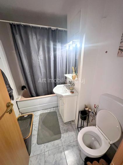 2 camere, decomandate, mobilat modern, in Zorilor, pe strada Lunii - 12