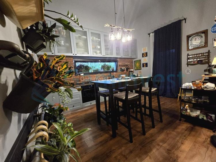 Casa exclusivista cu 5 camere de vanzare,Oradea,Bihor - 2