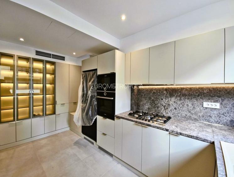 Vila D+P+2E+3R - Dorobanti - 10