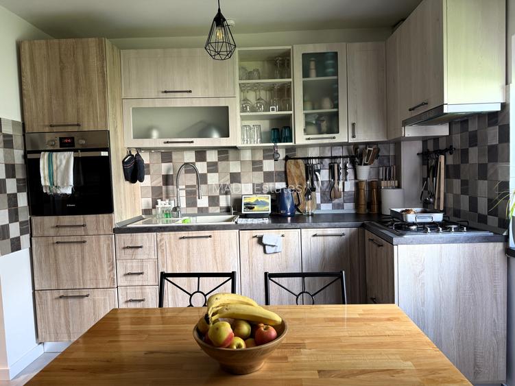 Decebal Th Sperantia, 8 min Metrou, etaj 6, mobilat utilat, renovat ,parcare ADP - 2