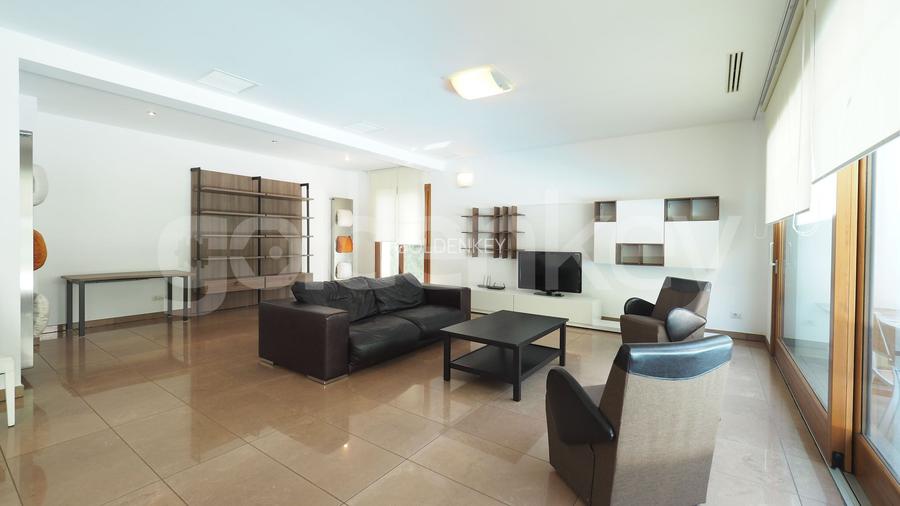 Vila moderna mobilata cu 5 camere | piscina - 2