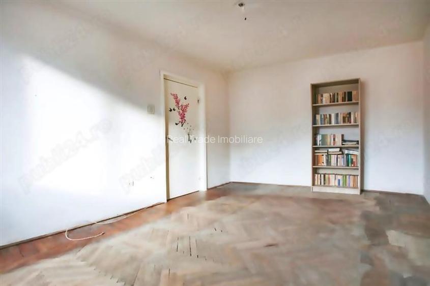 Apartament 3 camere decomandat zona Grivitei - 2