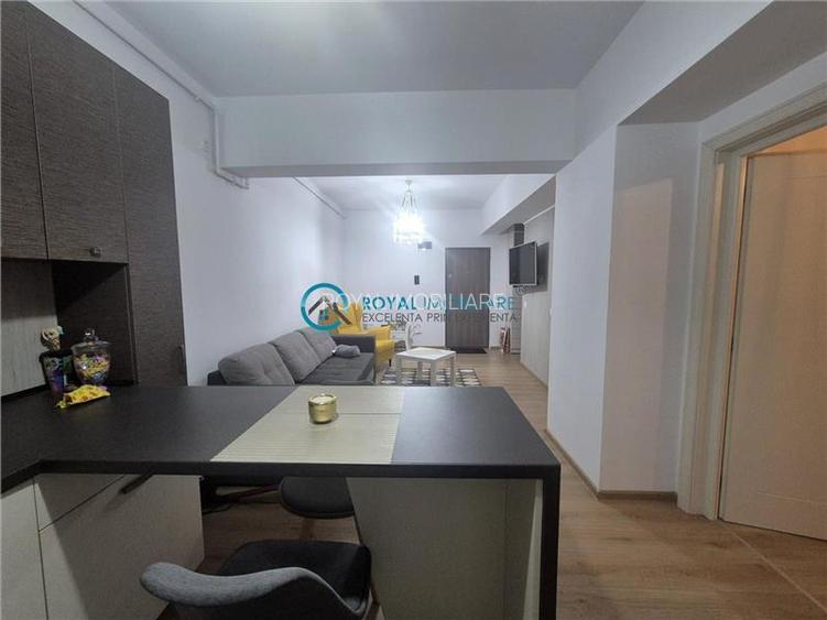Royal Imobiliare - Vanzare apartament 2 camere zona 9 Mai - 6