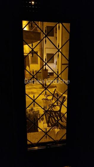 Townhouse renovat, central, semimobilat, pozitie excelenta - 9