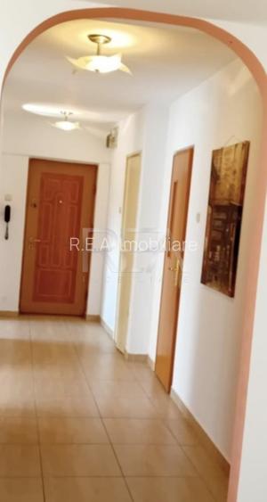 4 camere, 2/10, anvelopat, bloc 1979, 99mp-Gorjului - 3