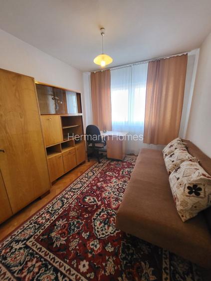 Apartament 3 camere, decomandat, 70 mp, Strand   - etaj I - 7