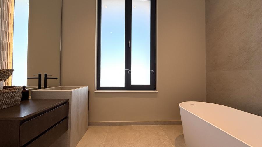 Penthouse pe bune, 5 camere, vedere la Mare si la Lac, 5 parcari subterane - 49