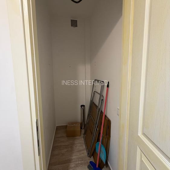 Piata Victoriei -langa Metropolis \ etaj 1 \ nemobilat \ cu centrala proprie - 9