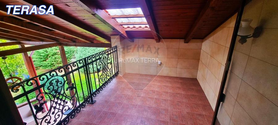 Eleganță și confort într-o casă cu personalitate - 15