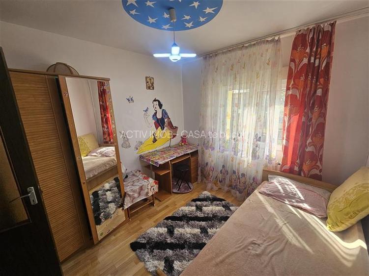 Resita, 3 Cam. Dec., Mobilat+Utilat, Micro 2 - 29