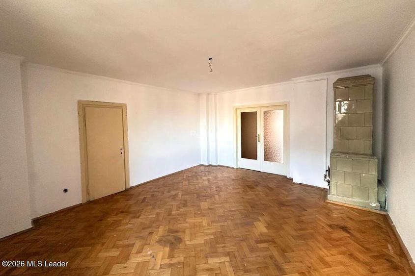 	B-dul Carol I nr. 59, 188 mpu, etaj 3, 6 camere, bloc mic - 13