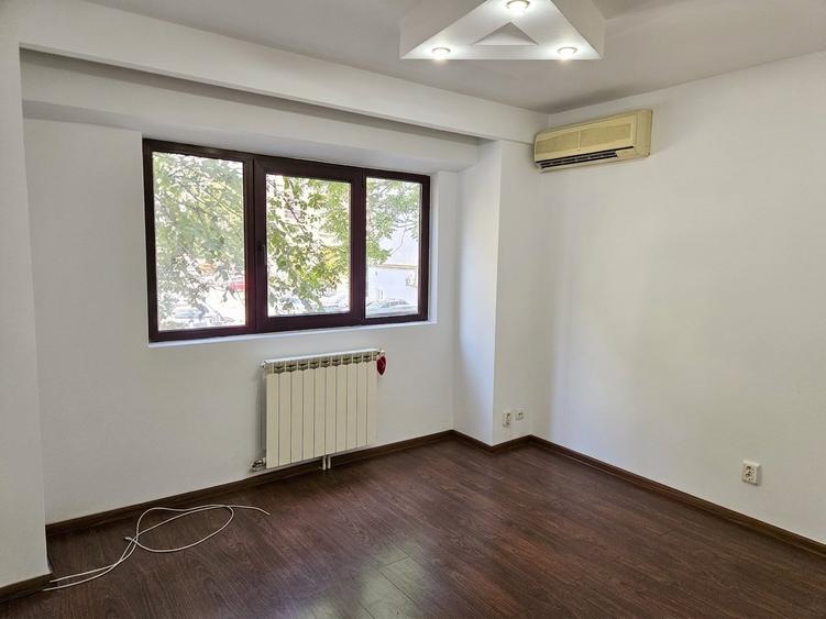Apartament 3 camere decomandat pe Octavian Goga 23 bl. M106