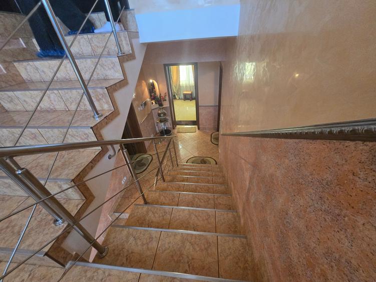 Casa individuala P+2E,, apropiere Intrare Popesti Leordeni