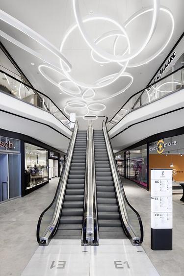De inchiriat spatii comerciale, Esquire Gallery, Calea Torontalului, Timisoara