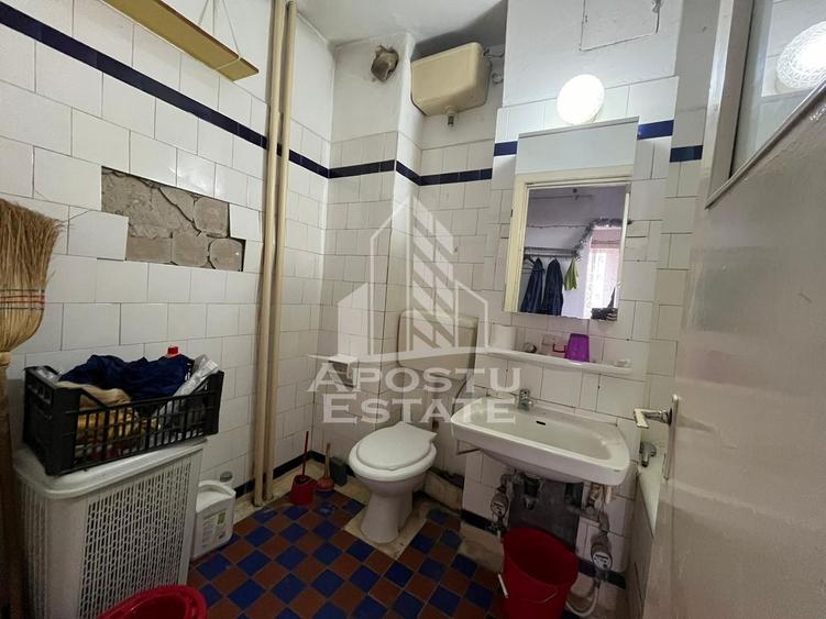 Apartament cu 2 camere,  decomandat, langa Antalya