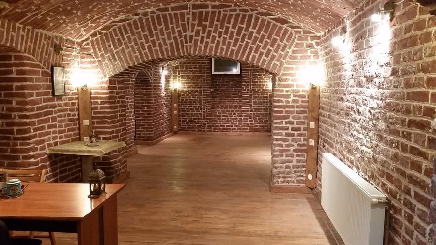 Proprietar - inchiriez spatiu comercial