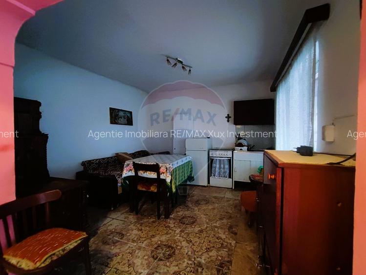 Casă cu farmec tradițional în Săliște – 1.000 mp teren, priveliște! - 7