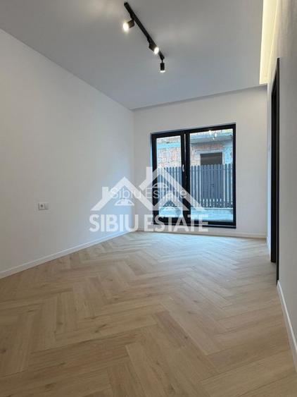 Apartament exclusivist 4 camere, intabulat, 115 mp , Grădină 200 mp , - 14