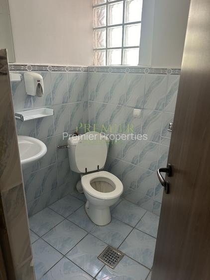 Oportunitate investitie cladire birouri proprie centrala pe fiecare etaj - 12