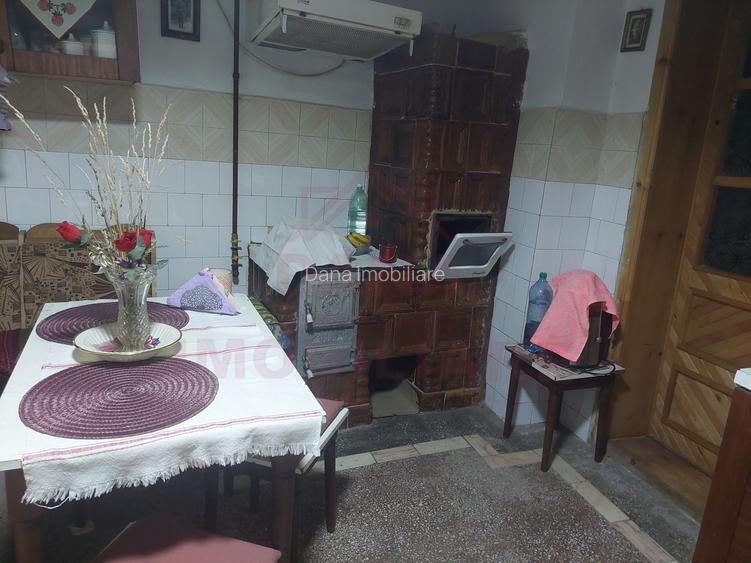 CASĂ 5 CAMERE\ OȚELU-ROȘU\ZONA CIREȘA \ COMISION 0% - 6