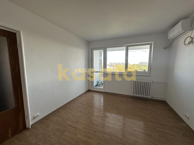 2 Camere | Renovat| Toate mijloacele de transport | Etaj Intermediar - 4